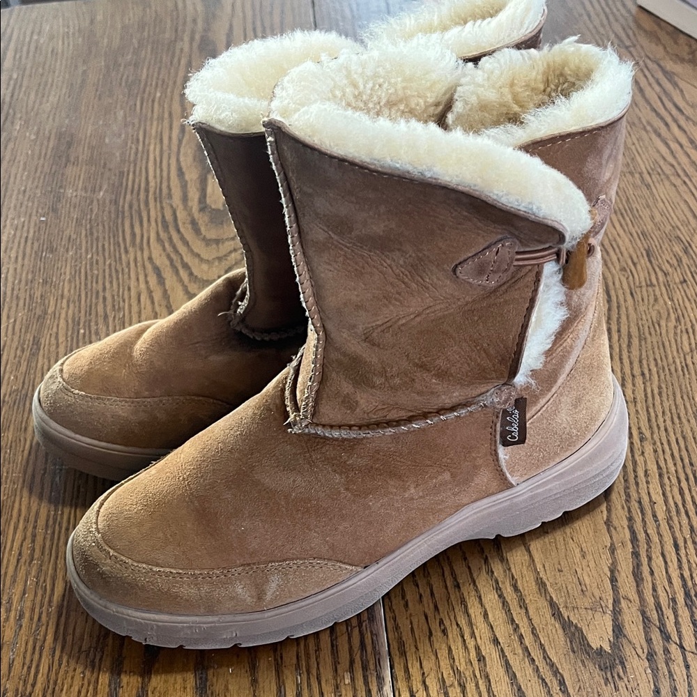 Cabelas Cozy Shearling-Lined Brown Boots